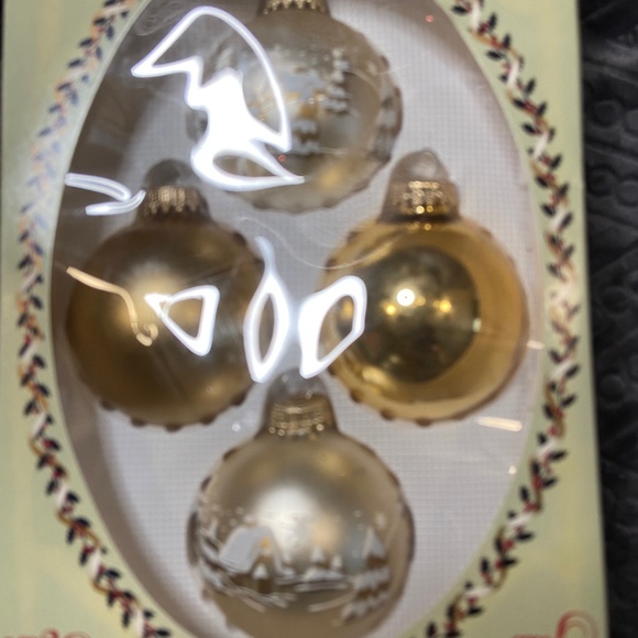 Krebs Ornaments - Picture 1 of 2